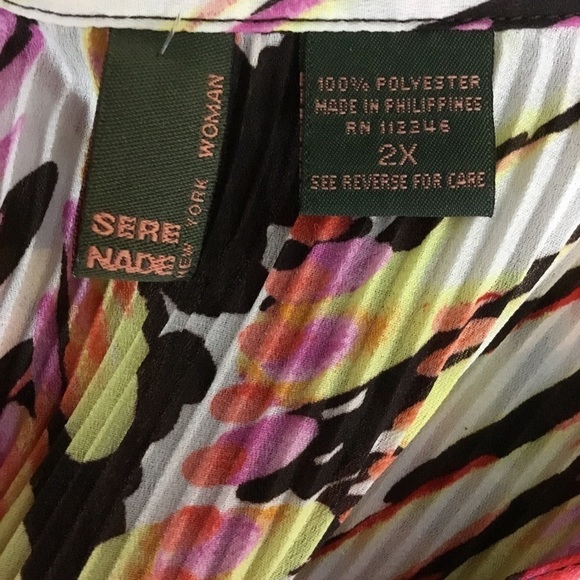 SERENADE 2X multi color pleated collared button down batwing sleeve top - Picture 9 of 14